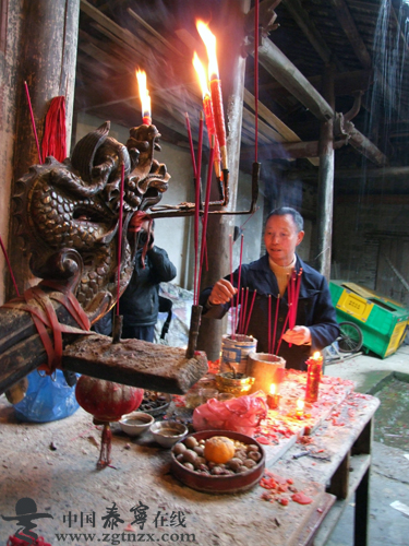 泰宁大源村千年古驿道游走千年赤膊龙